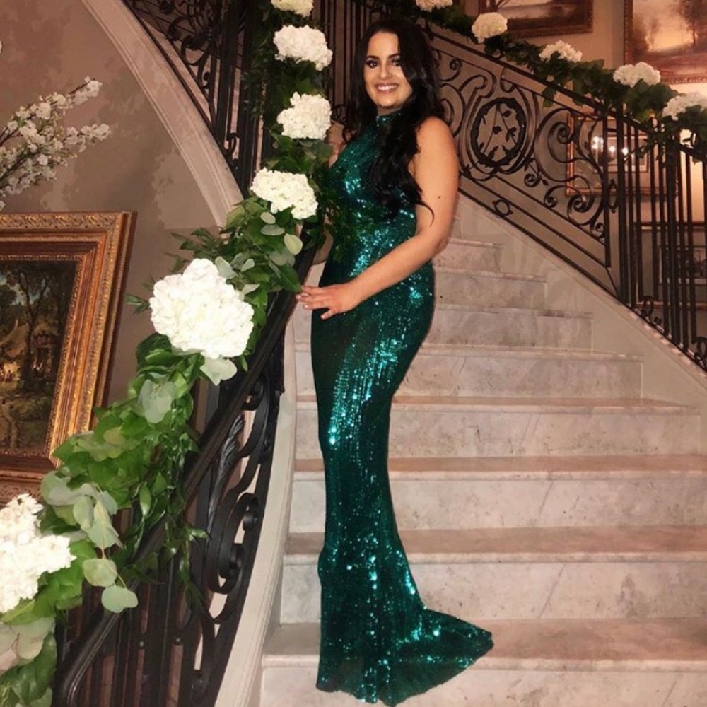 Stunning A&N Luxe Label Emerald Sequin Dress!